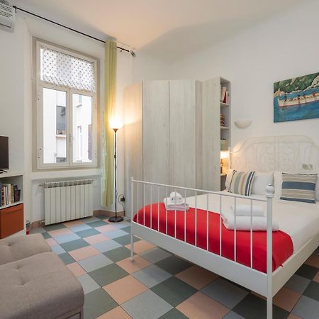 New Apartment In Downtown Close To Duomo ミラノ エクステリア 写真