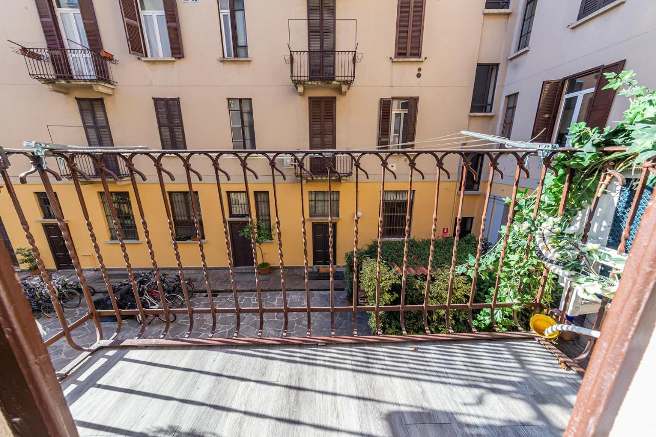 New Apartment In Downtown Close To Duomo ミラノ エクステリア 写真